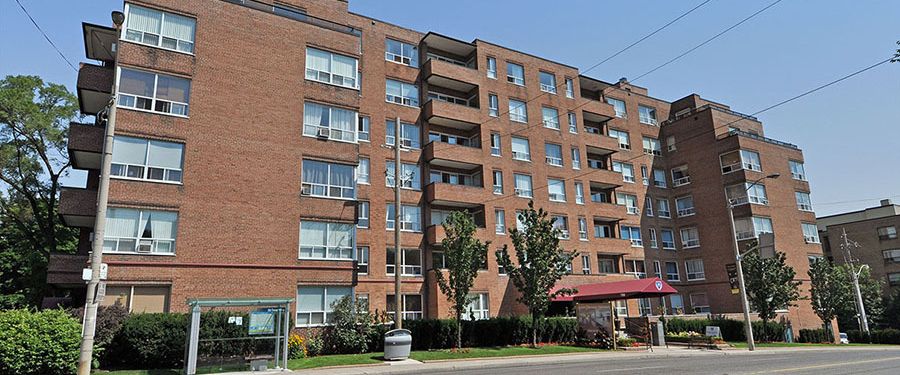 Forest Hill | 780 Eglinton Avenue West, Toronto - Photo 1