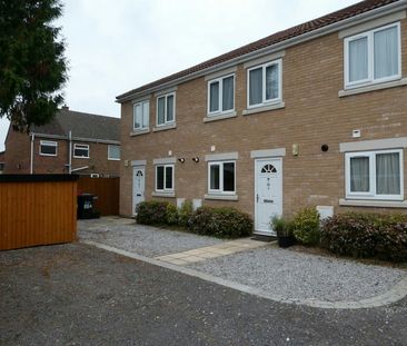 Terraced House to rent on - Photo 6
