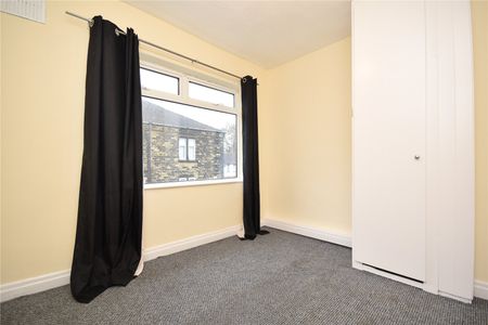 7, Avondale Street, Leeds, West Yorkshire, LS13 4DE - Photo 5