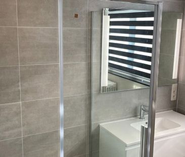 Appartement te huur in Elsene voor € 1.100 met 2 slaapkamers - Photo 4