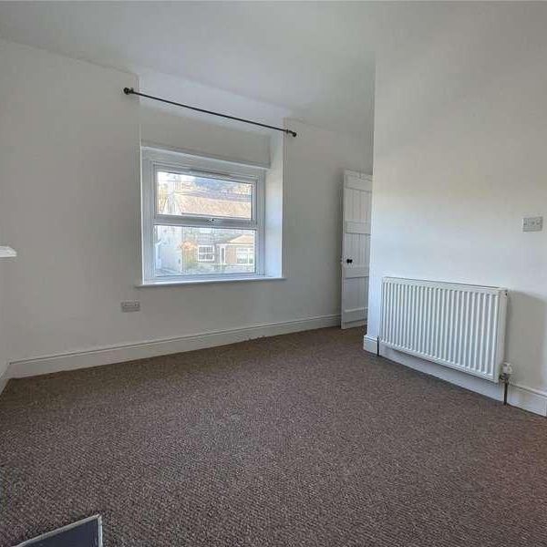 Cefn Cwlyn, Braichmelyn, Bethesda, Bangor, LL57 - Photo 1