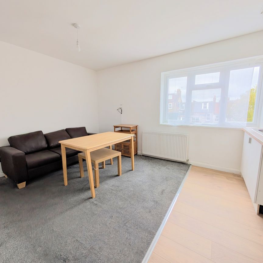 2 Double Bed Flat - Photo 1