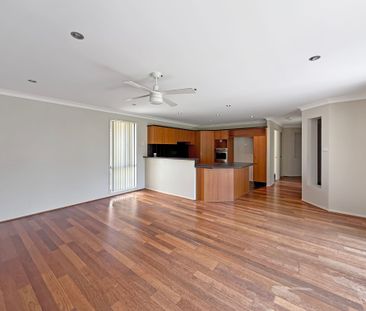 THE IDEAL FAMILY HOME IN SOUGHT-AFTER WARNERS BAY - Photo 4