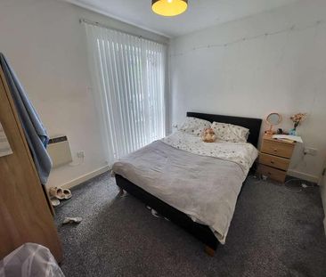 Boston Street, Hulme, Manchester, M15 - Photo 6