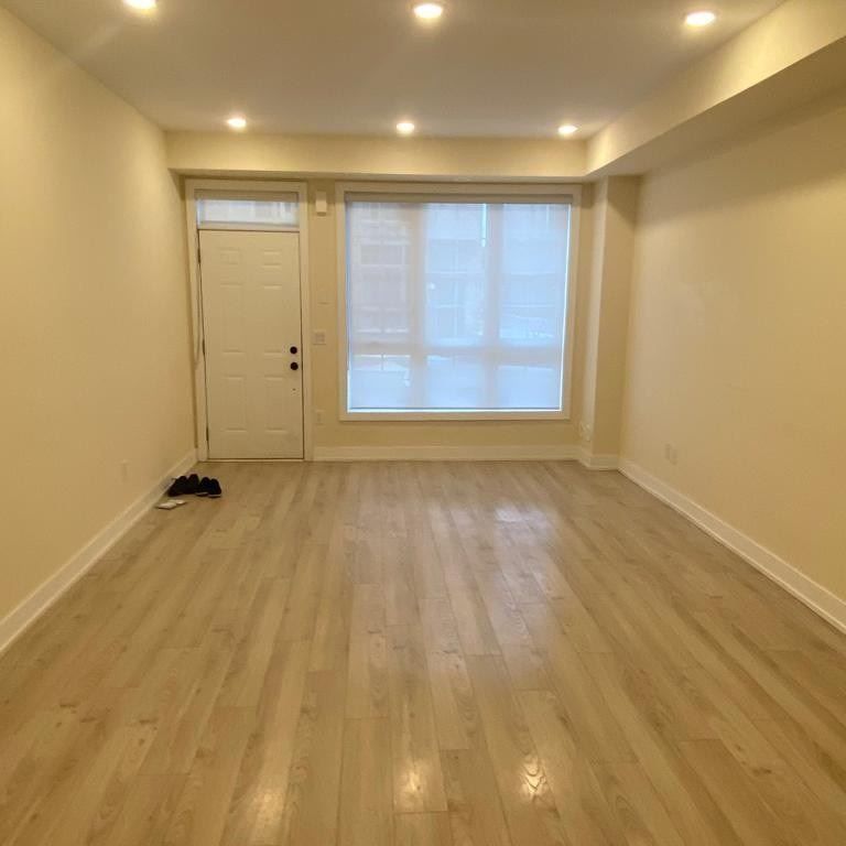 For Lease - 26 Ernest Avenue Unit# 22, Toronto, Ontario - Photo 1