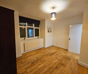 2 Bed Flat, Park Lane, CR0 - Photo 2