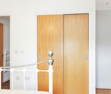 2 bedroom flat to rent - Photo 6