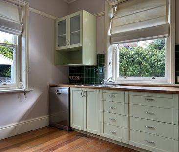 Inner City Cottage - Photo 6