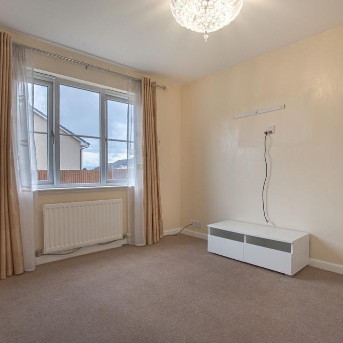 4 bedroom detached house to rent - Photo 1