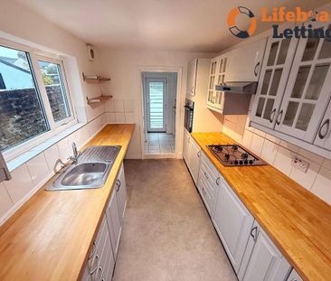 3 bedroom terraced house to rent - Photo 1