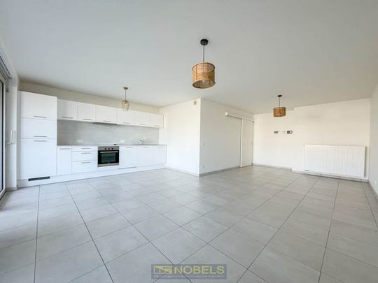 Appartement te huur - Photo 1