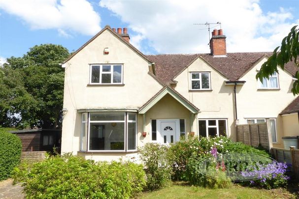 4 bedroom semi-detached house to rent - Photo 1