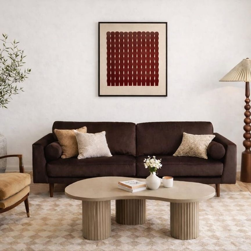 2 Bed Flat, St. Lukes Court, SW11 - Photo 1