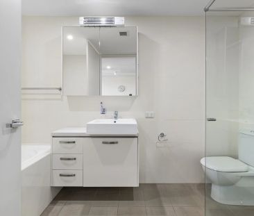 Air-Conditioned Lifestyle Property Located In The Heart Of The Spot... - Photo 5