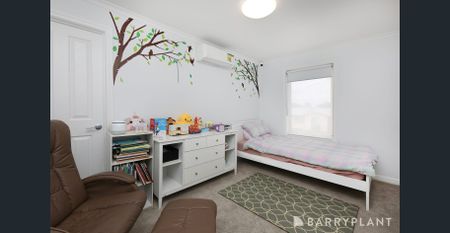 Beautifully Bright Townhouse in the Heart of Braybrook - Photo 4