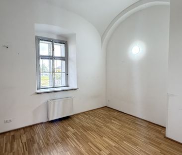 Residieren im Schloss! Haus 2 Top 9! - Photo 2