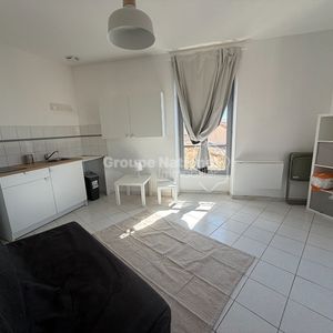 Location Appartement 1 pièce 21m² - Photo 2