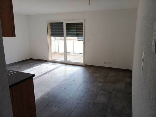 Appartement 2.5 pièces au 1er étage - Photo 1