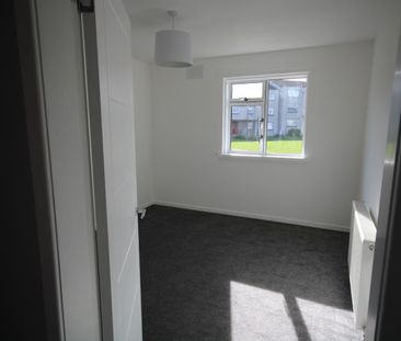 2 Bed Flat, Forrester Park Grove, EH12 - Photo 1