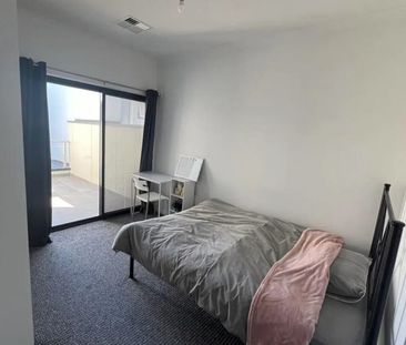 Lightsview - Photo 3