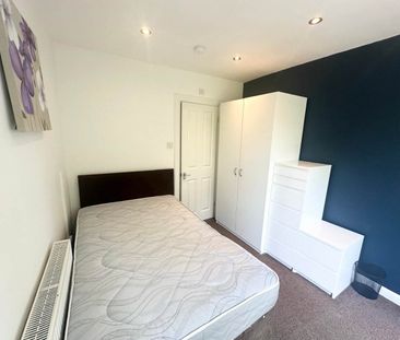 Burley Road (Room 2), Burley, Leeds - Photo 6