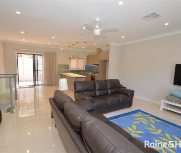 “Modern Rooming House - 1 Room Available Now” - Photo 2