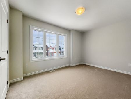 For Lease - 275 Beechwood Forest Lane, Gravenhurst, Ontario - Photo 4