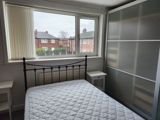 Room in a Shared House, Alford Avenue, M20 - Photo 1