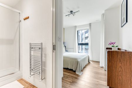 2 Bed Flat, Osiers Road, SW18 - Photo 4