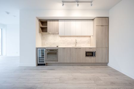 For Lease - 2020 Bathurst Street Unit# 311, Toronto, Ontario - Photo 4