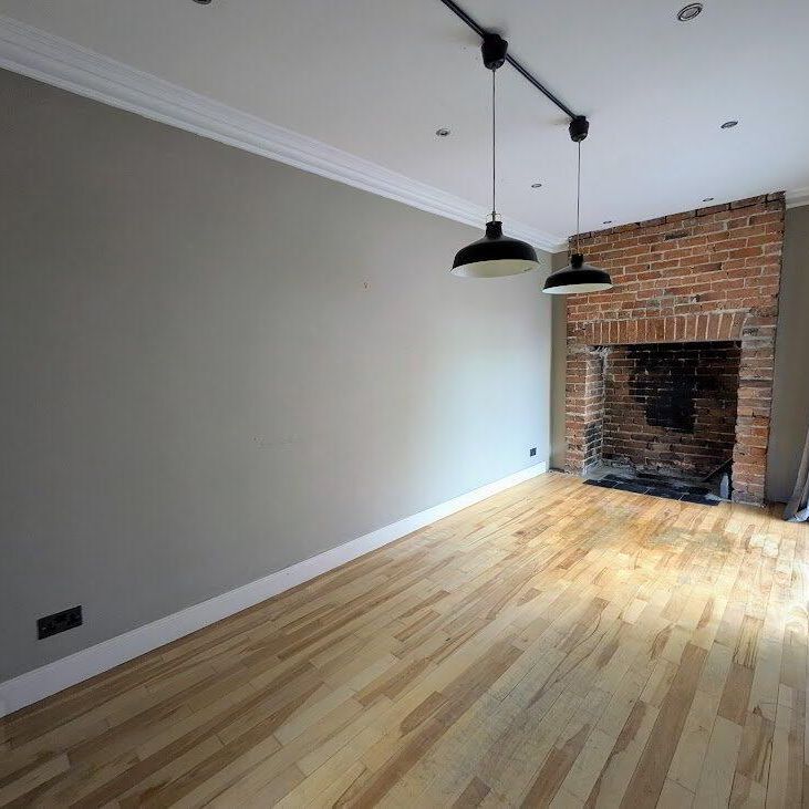 35 Groomsport Road, Bangor, BT20 5LW - Photo 1