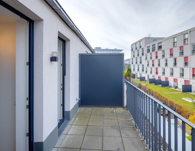 Nicely furnished townhouse in family friendly area - Photo 1