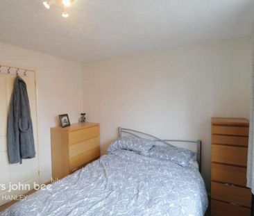 2 bedroom townhouse to rent - Photo 6