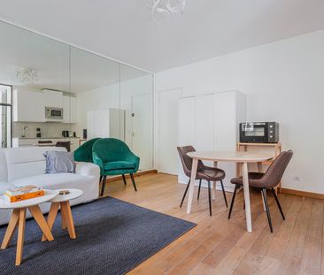 Avenue Montaigne - Photo 3