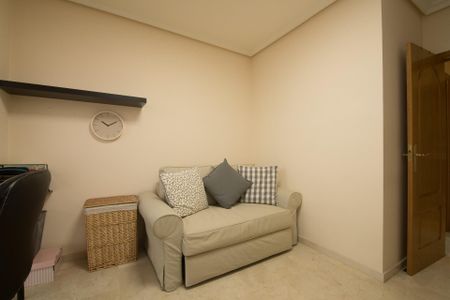 Piso de alquiler en Calle Santa Barbera, Centro - Photo 4