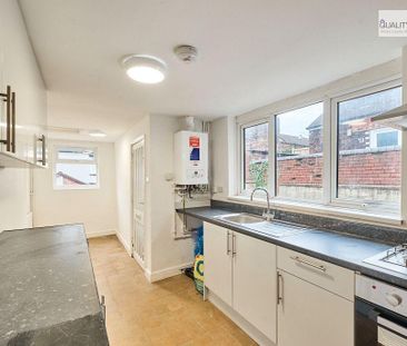 2 bedroom apartment to rent - Photo 3