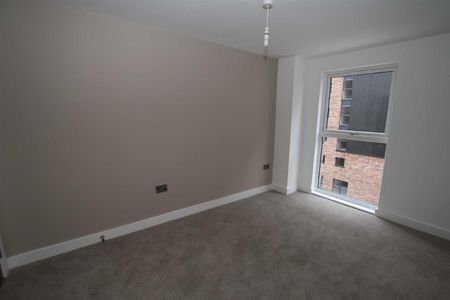 Wilburn Basin, Ordsall Lane, Salford - Photo 5