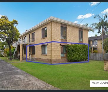 Two-Bedroom Unit in Quiet Cul-de-Sac Location - Photo 5