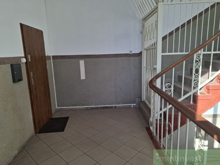 Doskonała lokalizacja ! - Фото 2