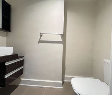 For Lease - 676 Sheppard Avenue Unit# 202, Toronto, Ontario - Photo 6