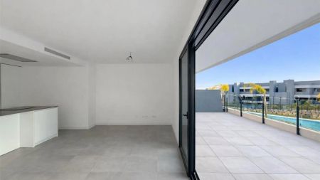 Piso de alquiler en Calle Camino del Reloj, 23, La Concha - Resina Golf - Photo 2