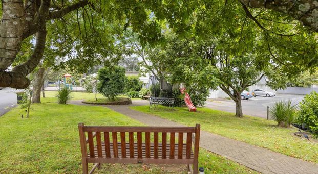 Ready, refreshed and Waiting. - Photo 1