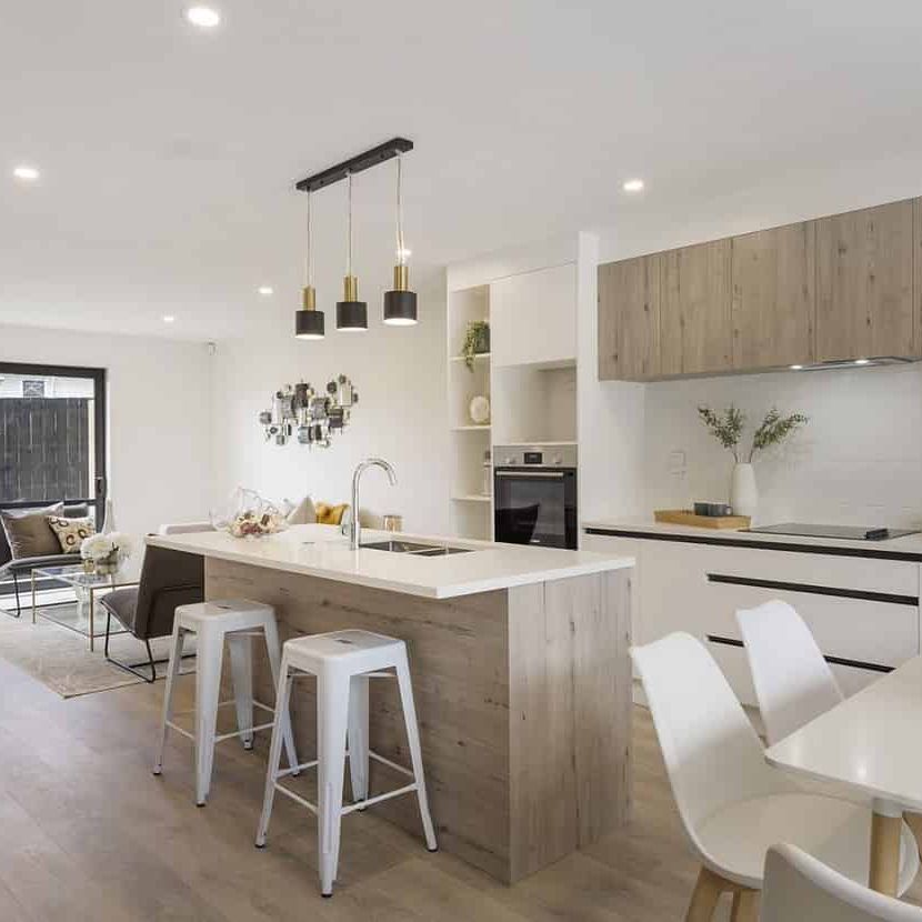 Modern 3BR Townhouse in Te Atatu South - Photo 1