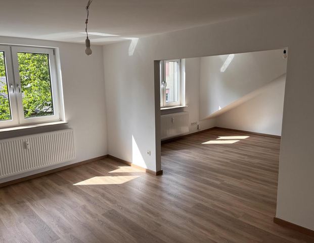 Tolle Renovierte/Sanierte 4-Zimmer Stadtwohnung in zentraler Lage - Foto 1