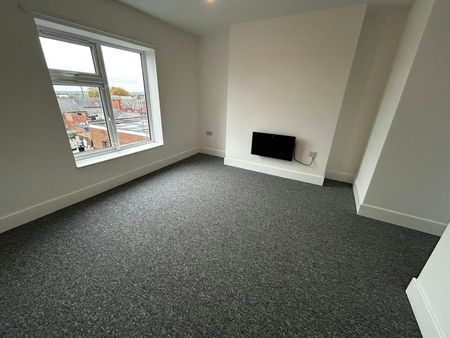 Market Place, Heanor, Derbyshire, DE75 - Photo 4