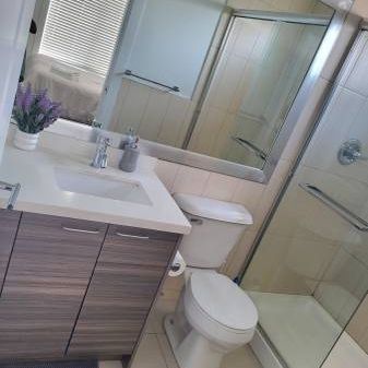 3 bedroom bathroom laneway house - Photo 3