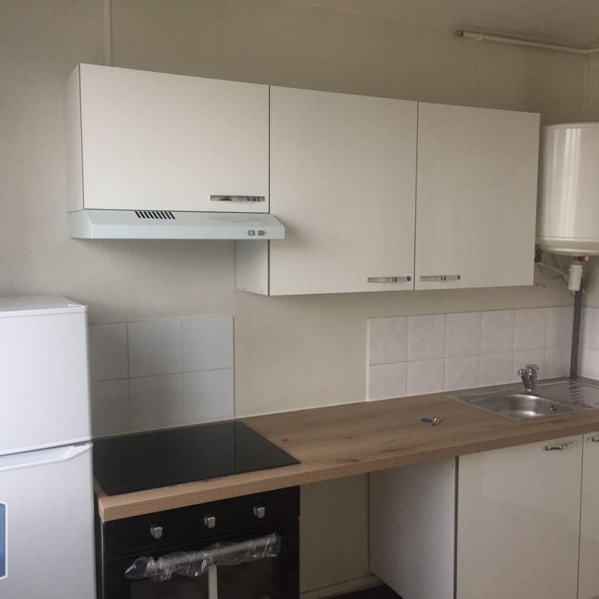 Location Appartement 2 pièces 41m² ST MARTIN D HERES 38400 - Photo 1