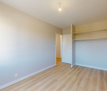Location Appartement 3 pièces 68m² LONGVIC 21600 - Photo 3