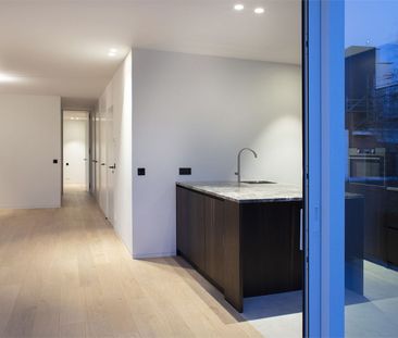 Luxe dakappartement met fenomenaal uitzicht over de Rijselsestraat en Grote Markt! - Foto 6