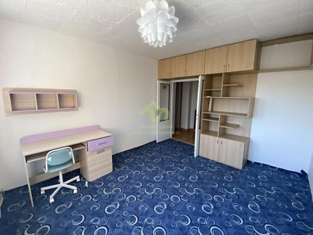 Pronájem bytu 3+1 88 m² - Fotografie 4